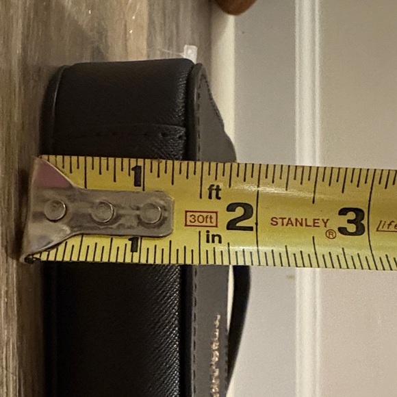 Kate Spade Black Purse with Gold Hardware - Shoulder bag - Picture 10 of 13